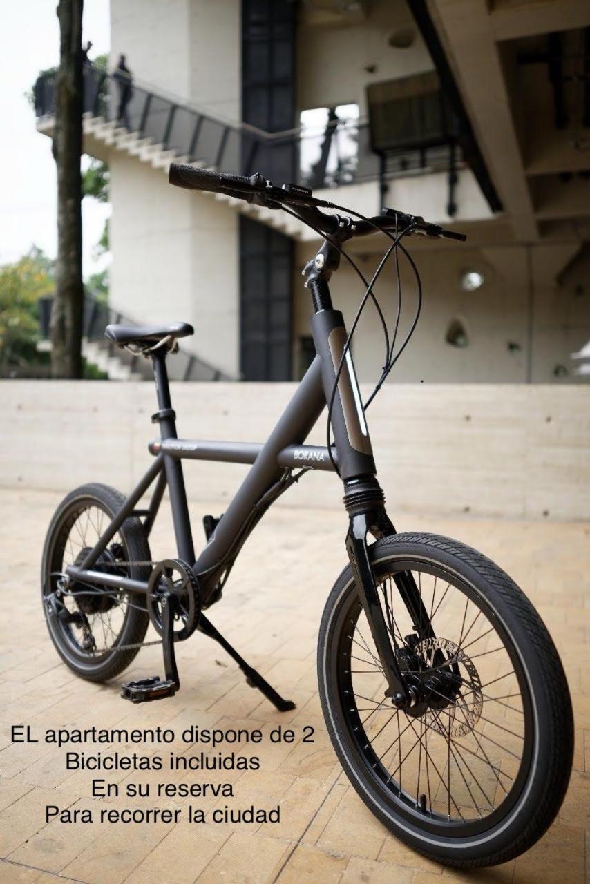 Nuestra Casita De Marmoles Parking Incluido 2 Bicis Gratis Apartman Málaga Kültér fotó