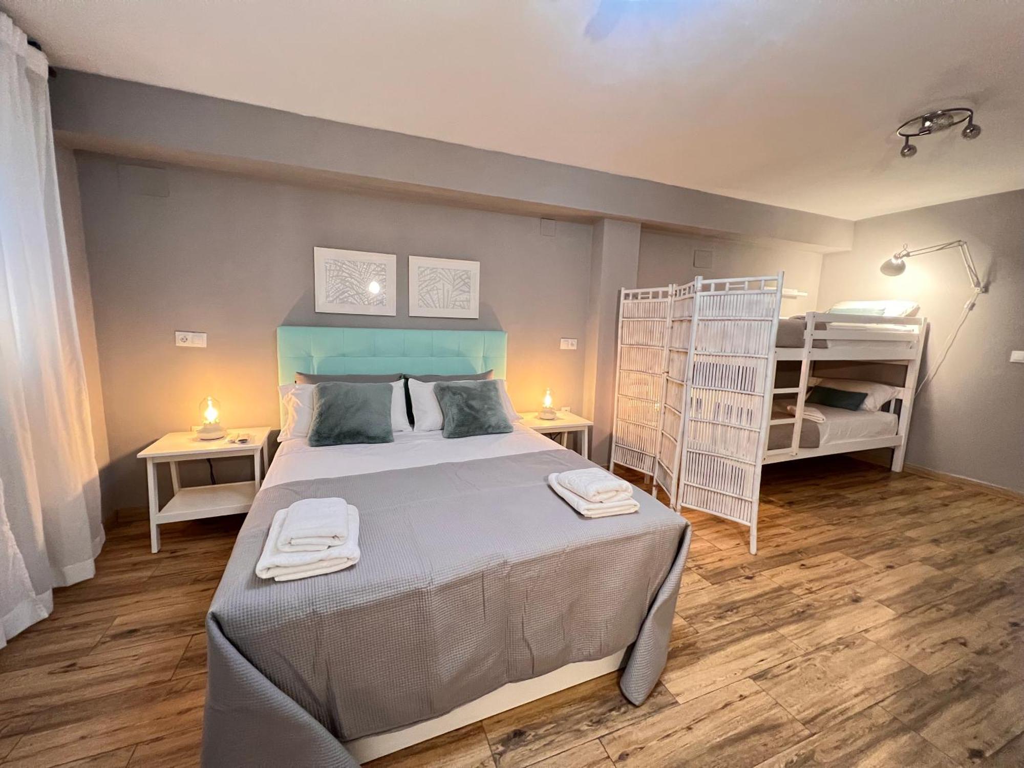 Nuestra Casita De Marmoles Parking Incluido 2 Bicis Gratis Apartman Málaga Kültér fotó